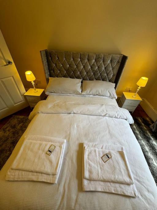 Capital In Stratford Apartment *