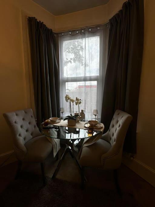 Capital In Stratford * London